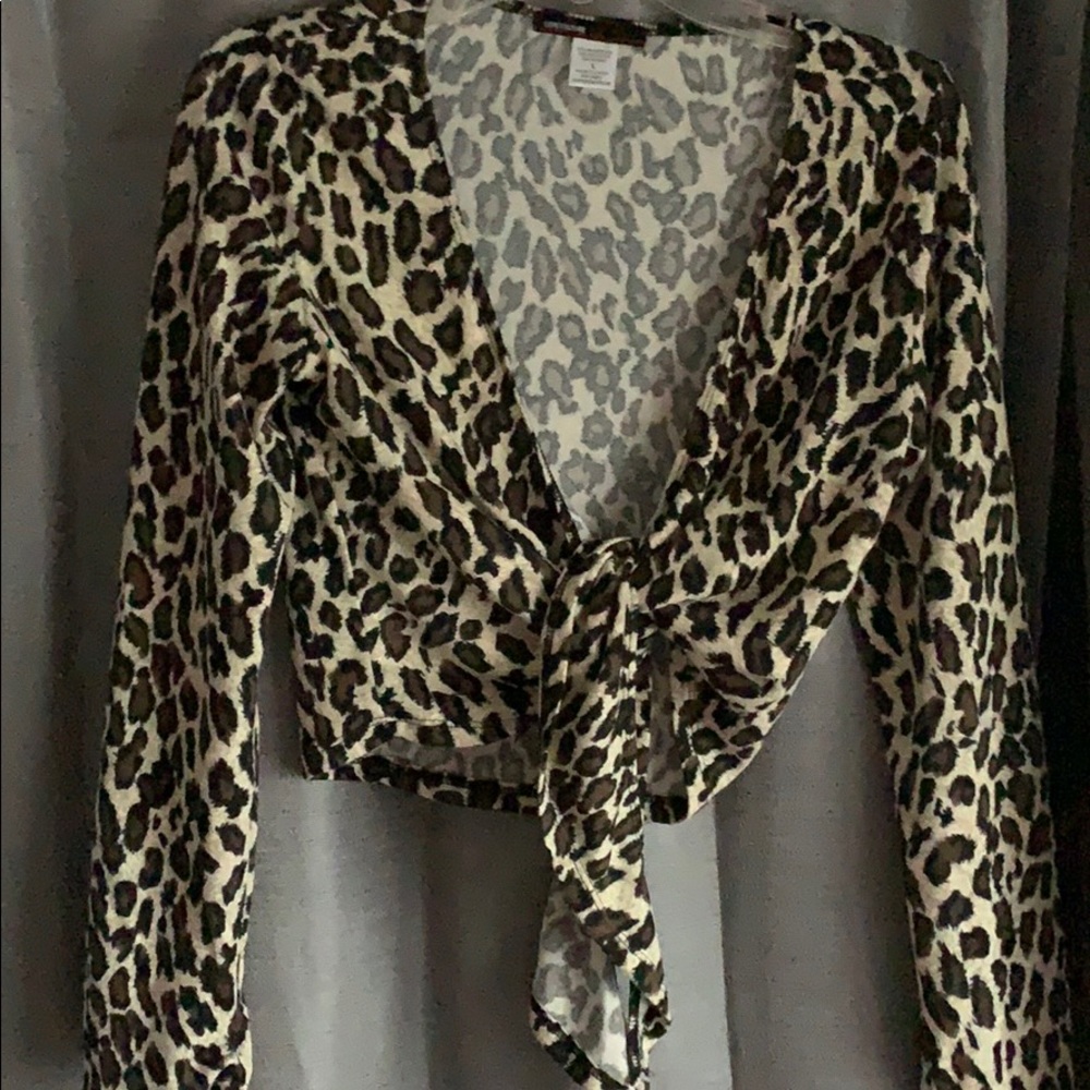 Cheetah print tie sweater love culture